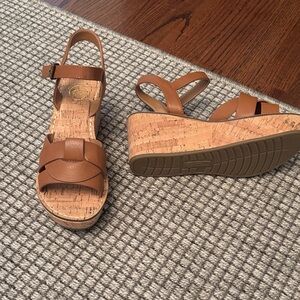White Mountain Tan Wedge Sandals